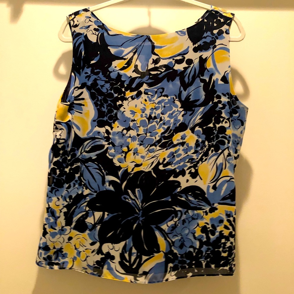 Kasper and Company sleeveless blouse